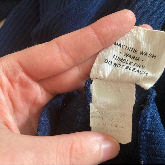 Sears Winnie the Pooh turtleneck sweater - Picture 4 of 4